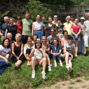 Gruppo di partecipanti a un workshop di lingua inglese a Vicenza.